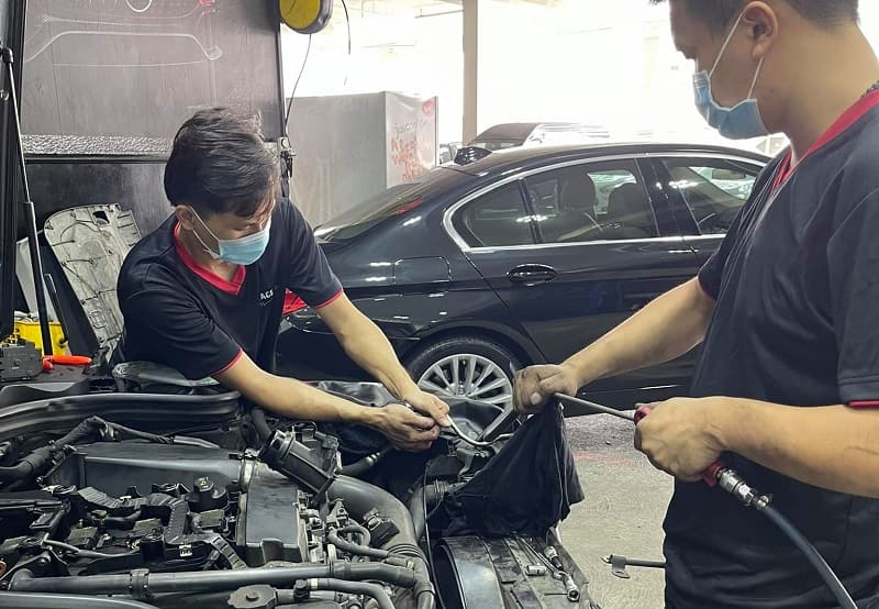 Tại sao garage mãi không lớn? Chủ gara ô tô TPHCM nói gì?